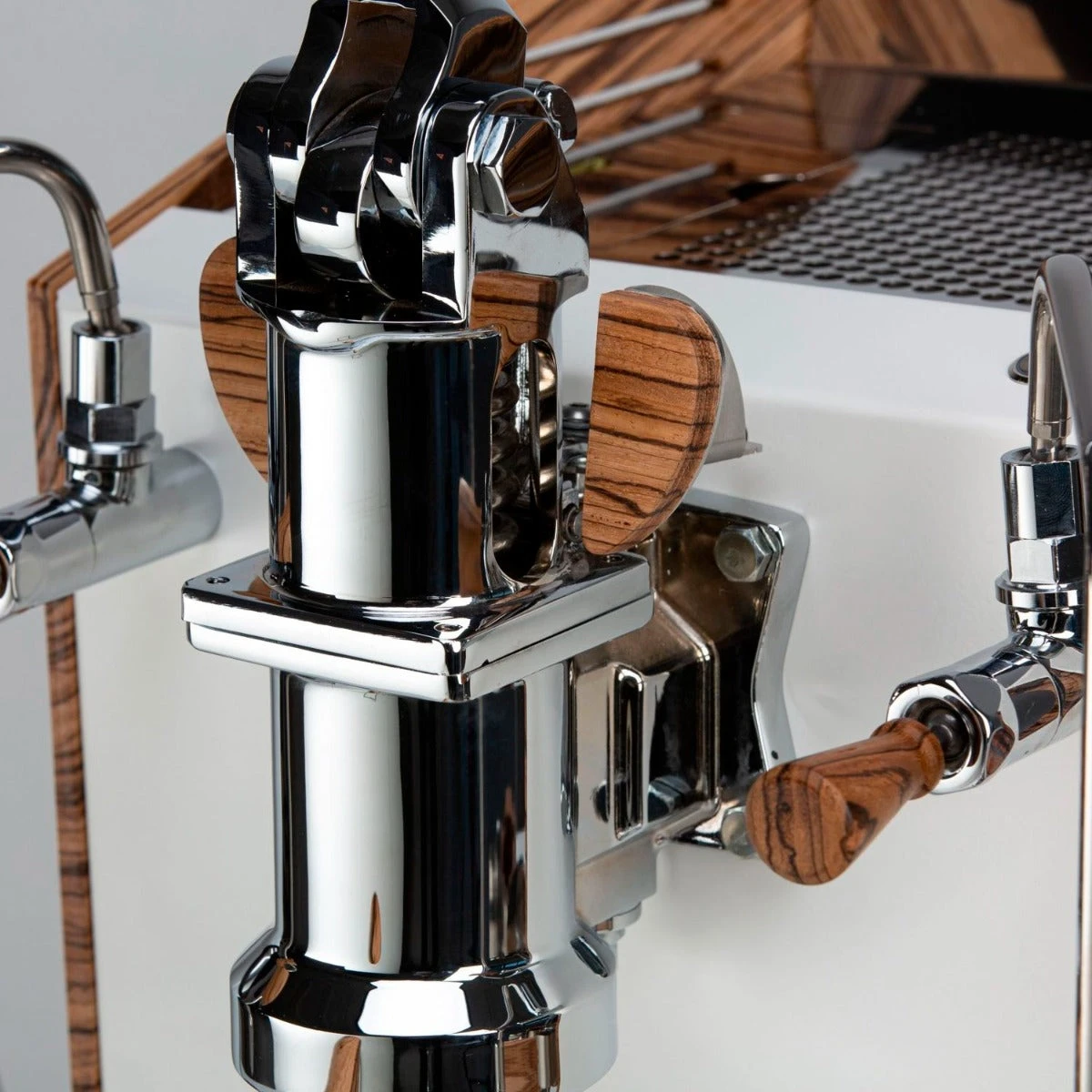 Nurri L-TYPE S.A. Lever Espresso Machine 4 Nurri L-TYPE S.A. Lever Espresso Machine - Image 2