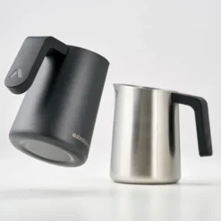 Subminimal FlowTip Jug